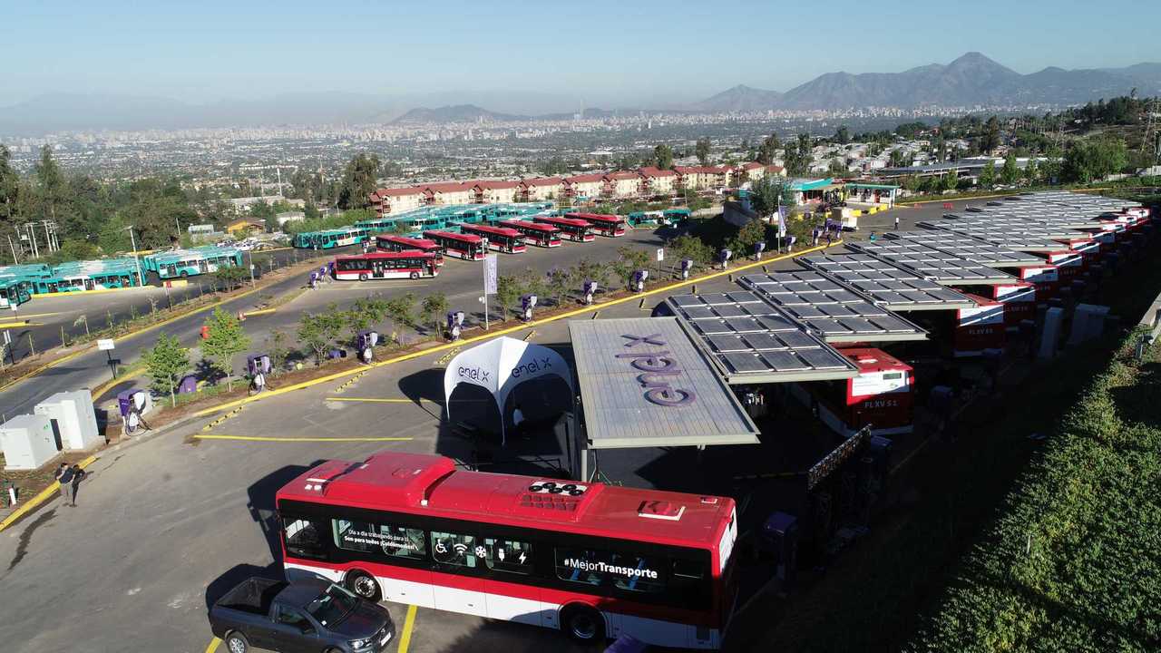 Autobus elettrici Enel X