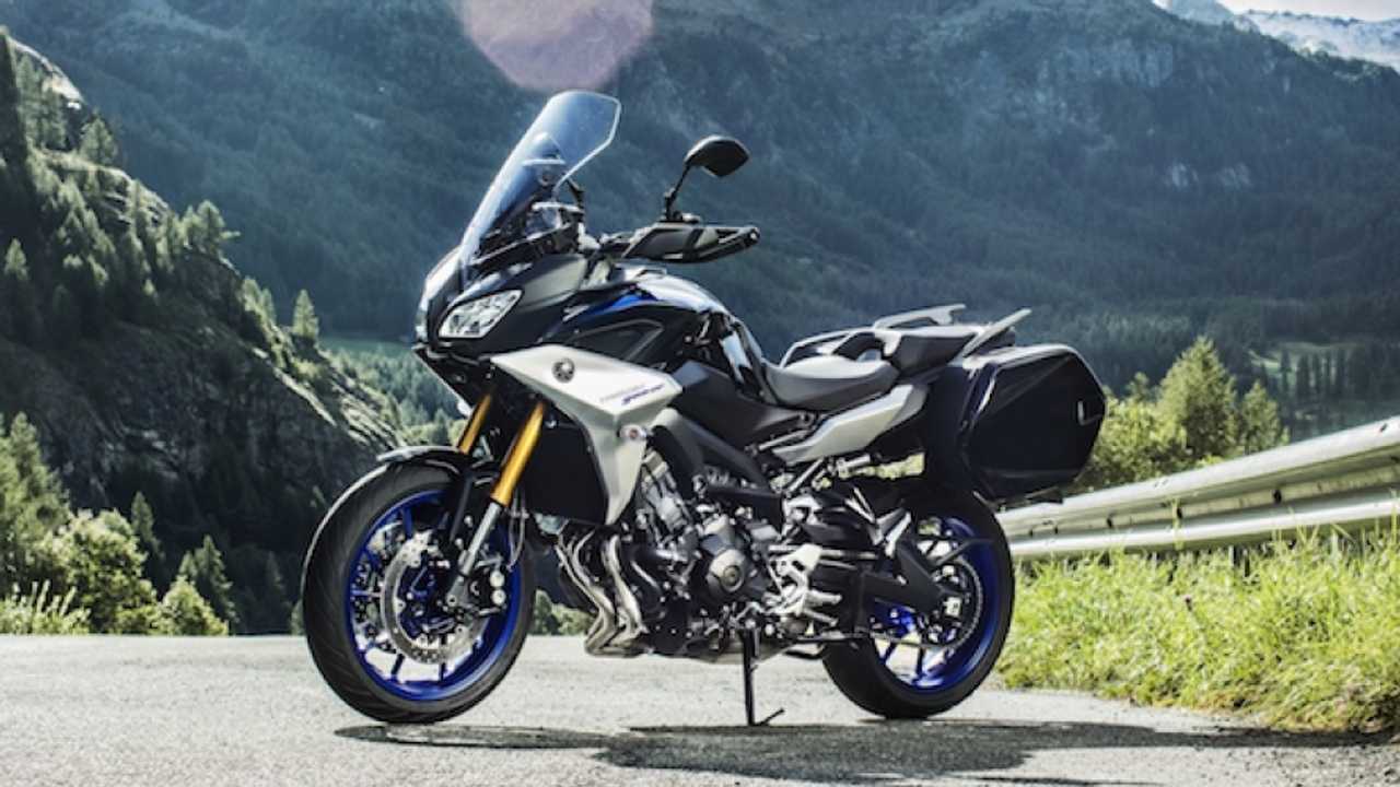 Yamaha Tracer 900 e 900 GT 2018: ecco i prezzi