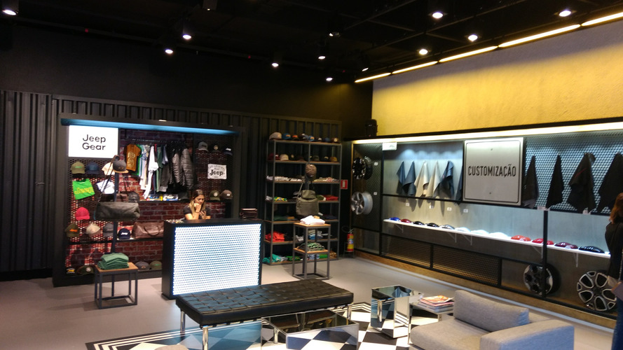 Pop-up stores - Jeep e Vespa