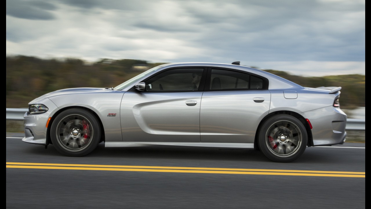 Próximo Dodge Charger deve se render ao downsizing com motor 2.0 biturbo