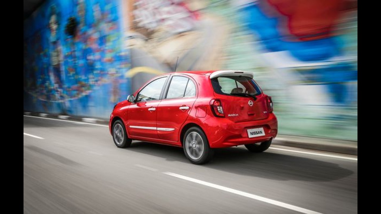 Nissan March ganha visual colorido com pacote "Colors"