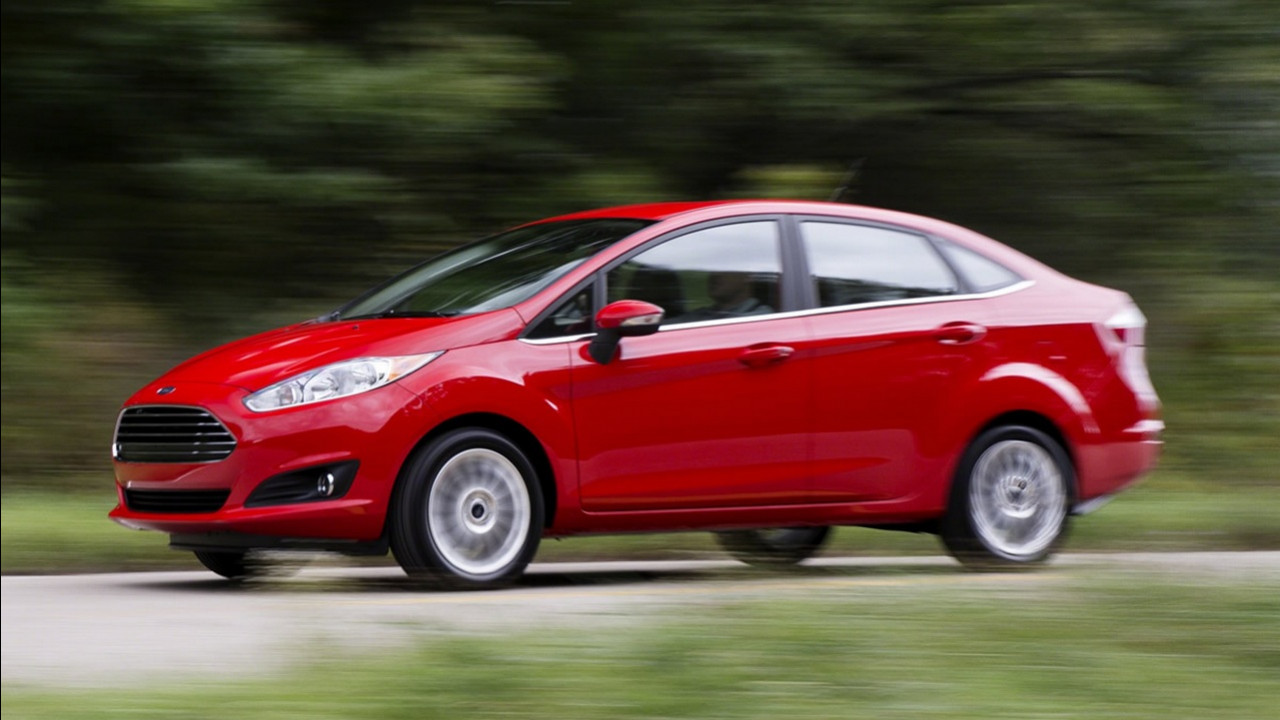 Sedãs compactos mais vendidos: Cobalt reduz diferença para o Etios; Fiesta perde do Lifan 530
