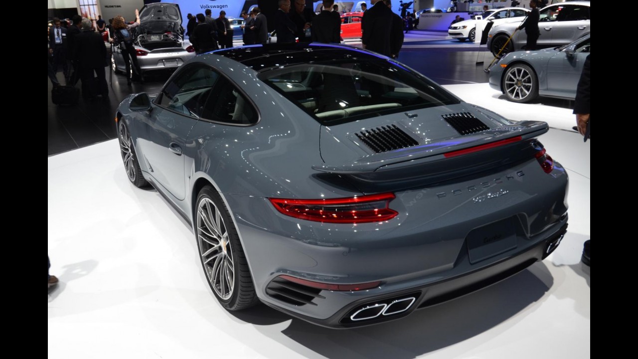 Salão de Detroit: Porsche 911 Turbo e Turbo S estreiam com até 580 cv