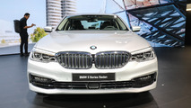 2018 BMW 530e iPerformance: Detroit 2017