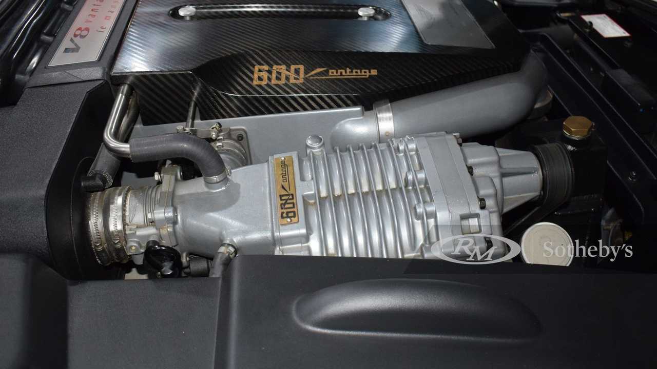 Aston Martin Vantage Le Mans V600