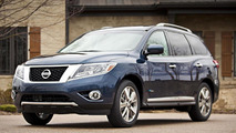 2014 Nissan Pathfinder Hybrid 27.3.2013