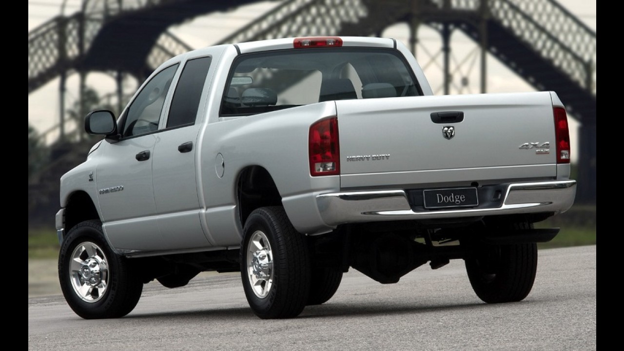 NHTSA investiga picapes Dodge RAM por problema misterioso na embreagem