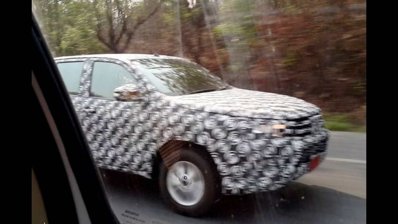 Assim pode ser a nova geração da Toyota Hilux que chega em 2015