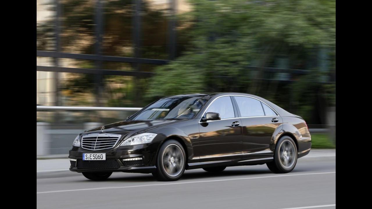 Mercedes-Benz S63 AMG 2011 recebe novo motor V8 biturbo de 571 cv - Fotos e Vídeo
