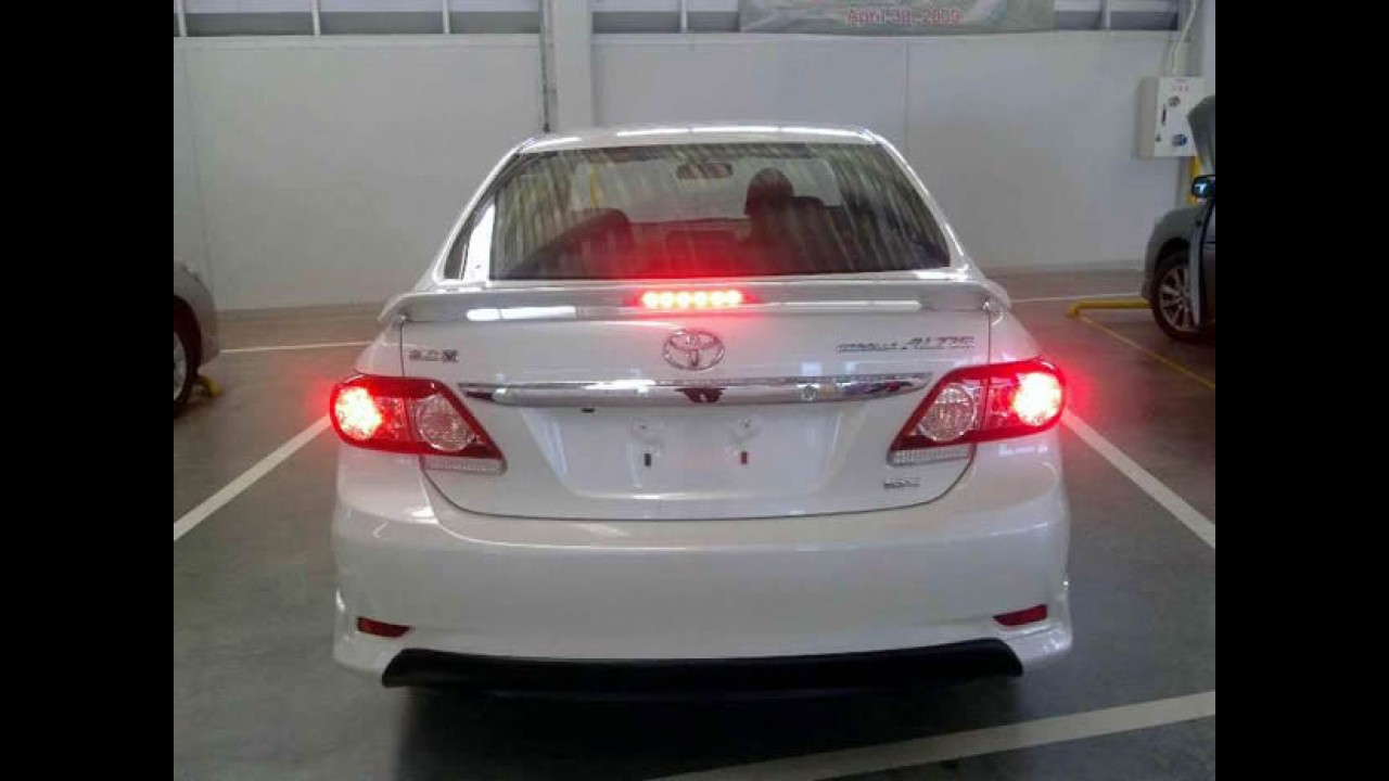 Toyota Corolla Altis reestilizado já chegou à Tailândia, inclusive com visual esportivo