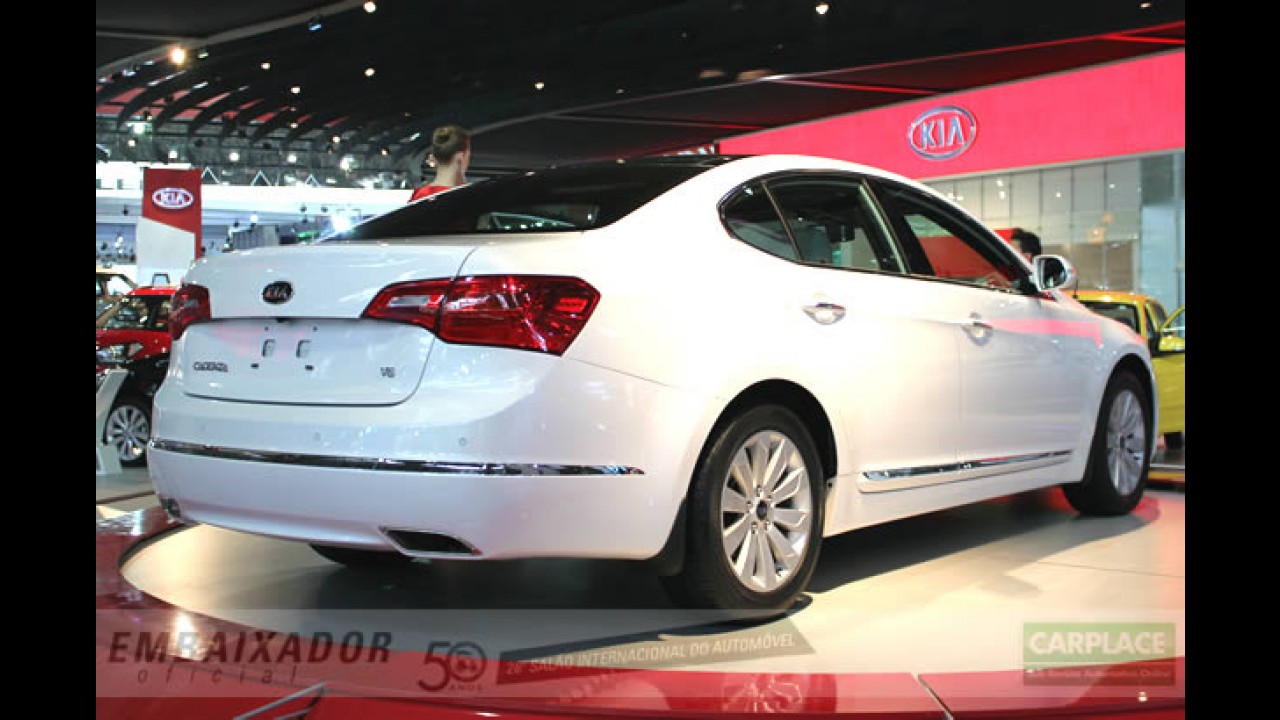 Salão do Automóvel: Kia lança Cadenza V6 por R$ 119.900