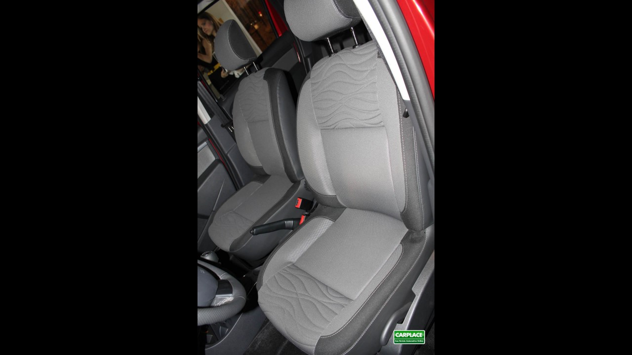 Renault Duster: Confira detalhes da parte interna com fotos em alta resolução