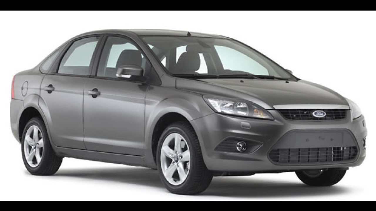 SEDÃS MÉDIOS, resultados de outubro: Civic vence Corolla em disputa apertada e Focus Sedan chega ao top 5
