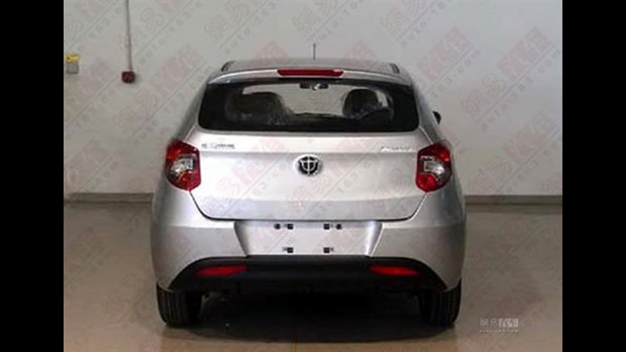 Brilliance H230 é flagrado e revela visual "diferenciado"