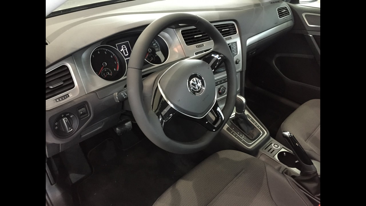 Novo Golf 1.6 Trendline tem câmbio de 5 marchas e suspensão com eixo de torção