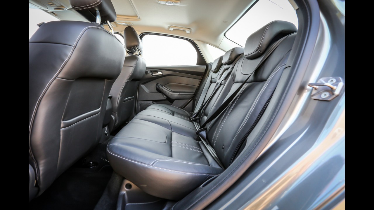 Teste CARPLACE: os novos Focus e Sentra encaram Civic e C4 Lounge