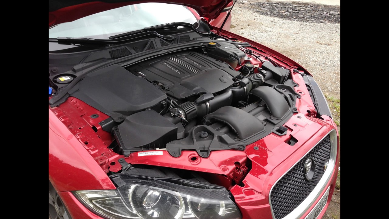 Teste CARPLACE: Jaguar XFR une elegância e ignorância!