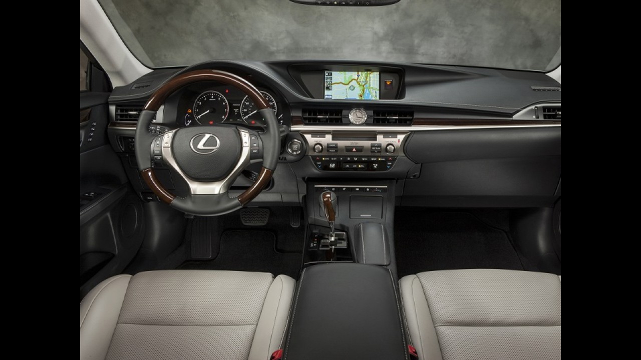 Alta demanda obriga Toyota a produzir carros da Lexus nos EUA