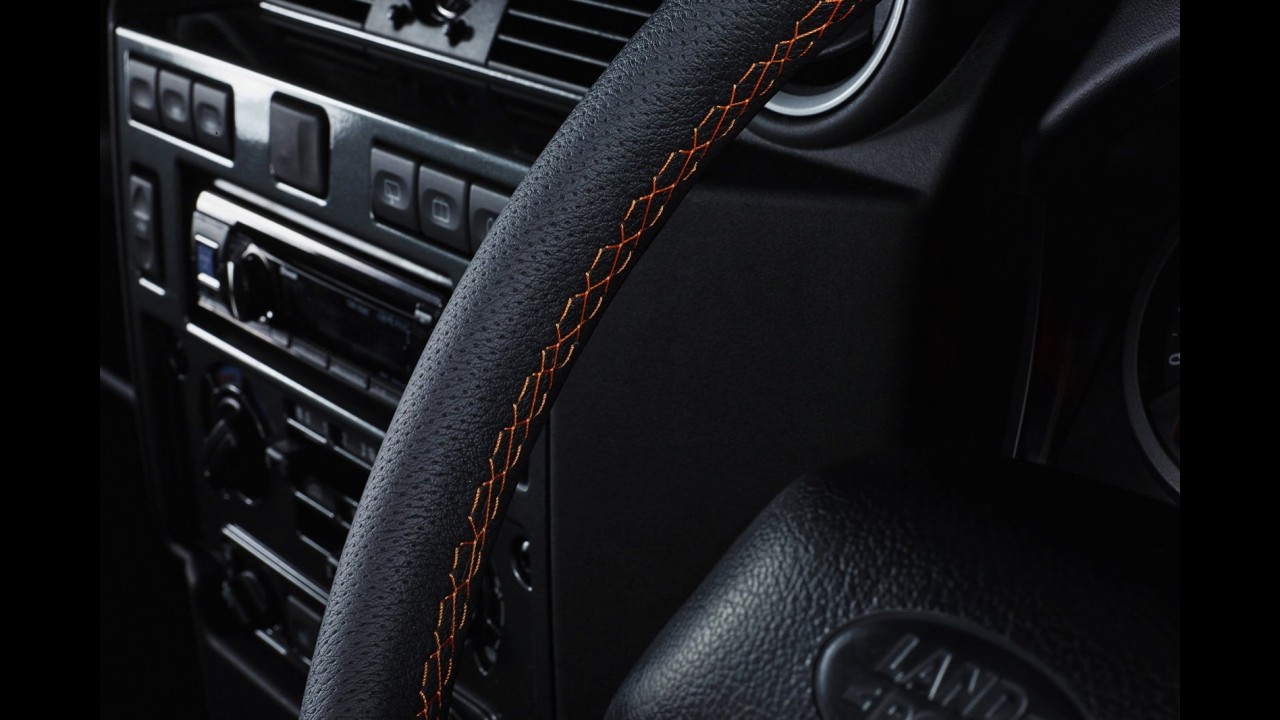 Defender série especial LXV comemora 65 anos da Land Rover