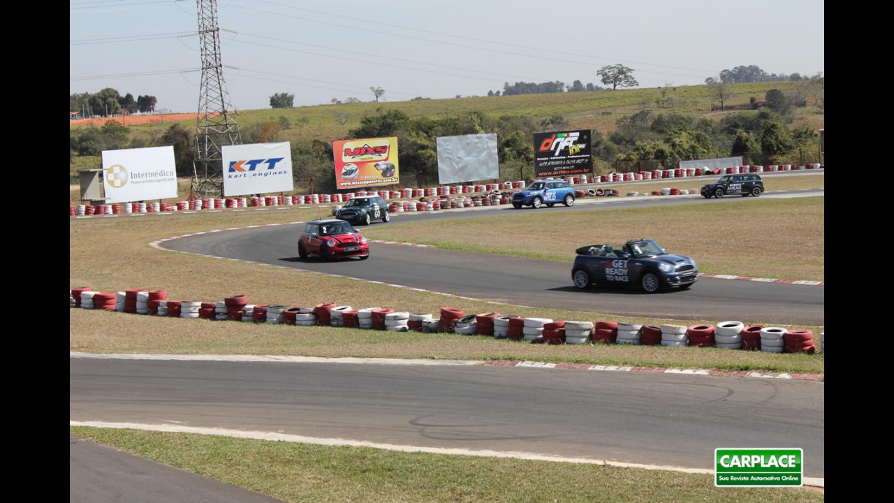 MINI DAY: Testamos modelos da MINI no Kartódromo de Itú - SP