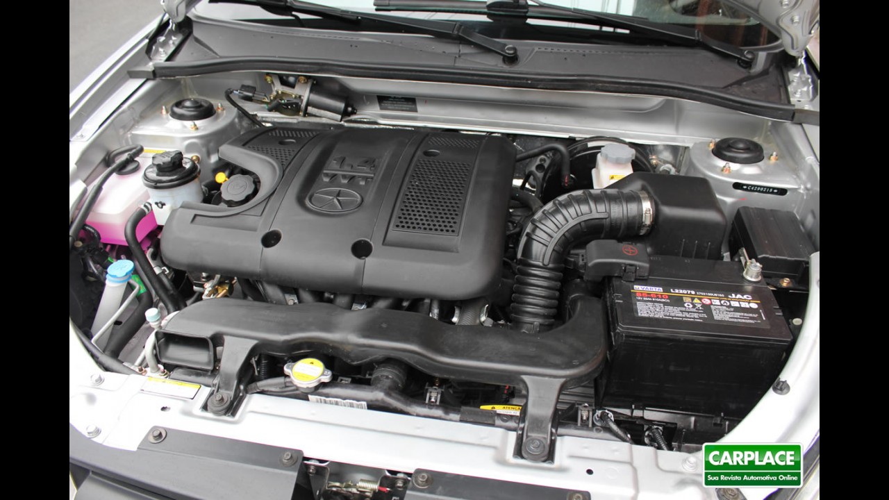 Garagem CARPLACE: JAC J3 Turin na cidade, itens de conforto e detalhes do acabamento