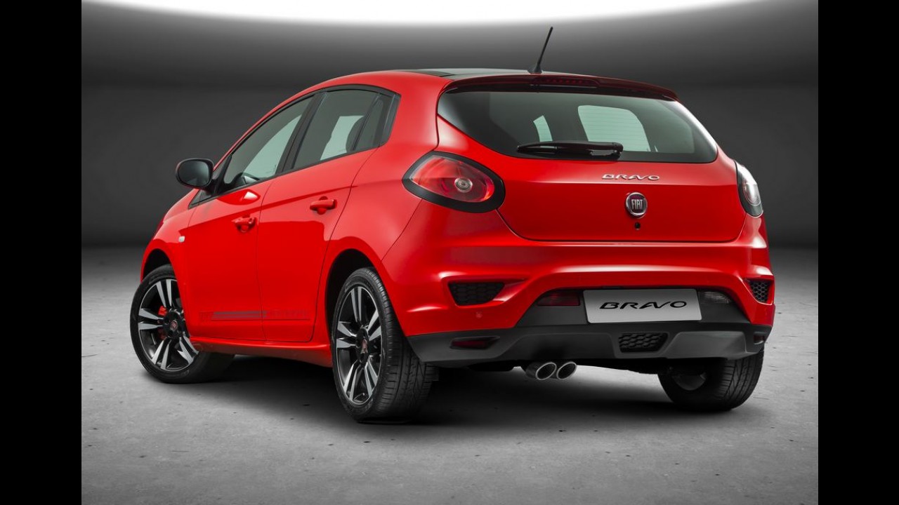 Fiat Bravo 2016 ganha novos itens e versão BlackMotion