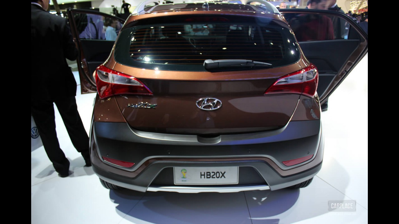Salão do Automóvel: Hyundai apresenta o “aventureiro” HB20X - Sedã fica para março