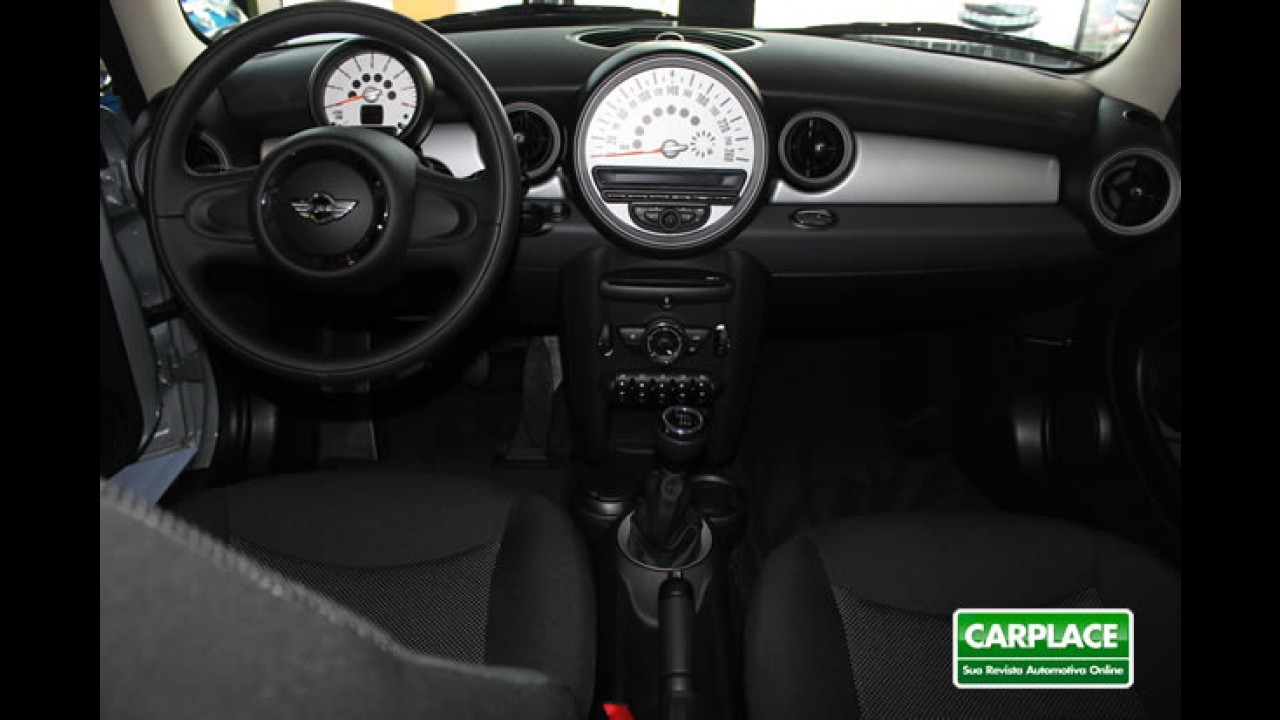 Dirigimos o MINI One - Confira as impressões iniciais ao volante