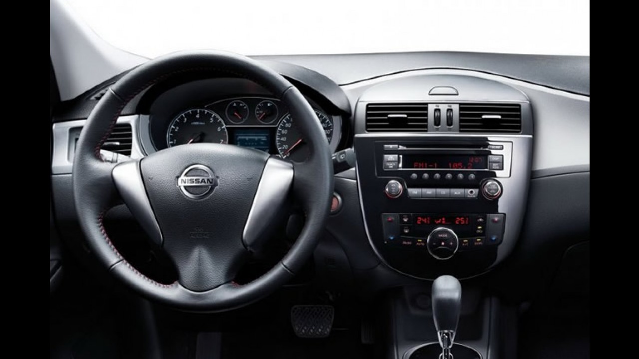 Nova geração do Nissan Tiida deve ser lançada somente em 2013