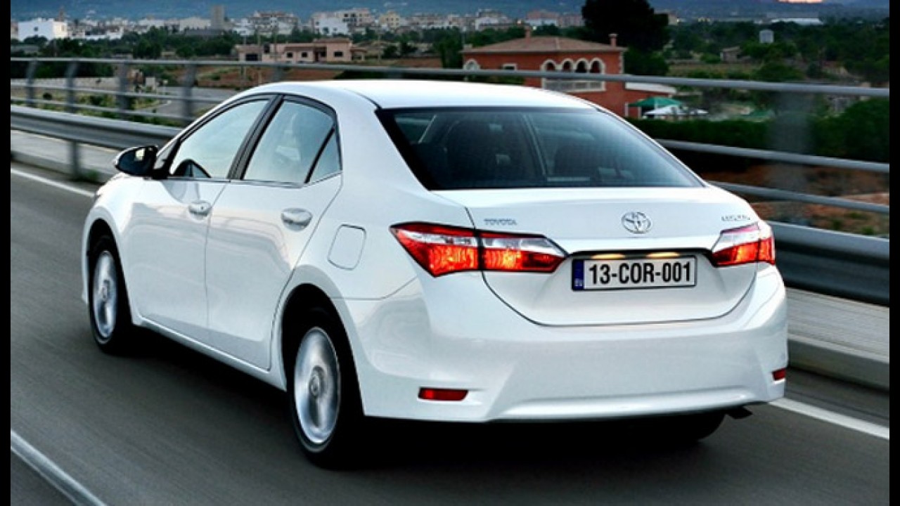 Flagra! Primeira foto do novo Corolla no Brasil confirma modelo europeu