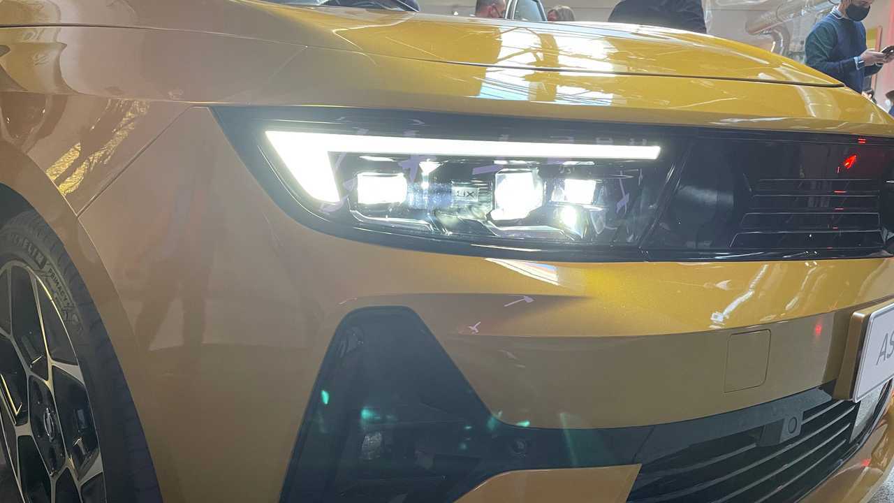 Opel Astra 2022 presentación estática