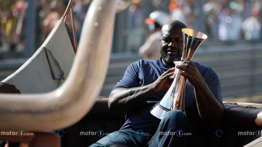 Cadillac Bertanduk Antar Shaquille O'Neal ke Podium Formula 1 AS