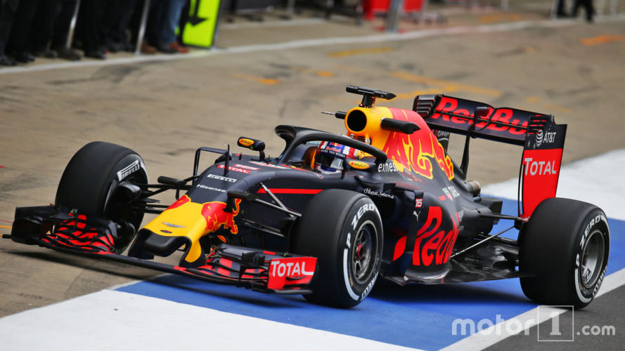 Pierre Gasly, pilote d'essais Red Bull Racing RB12 avec le Halo