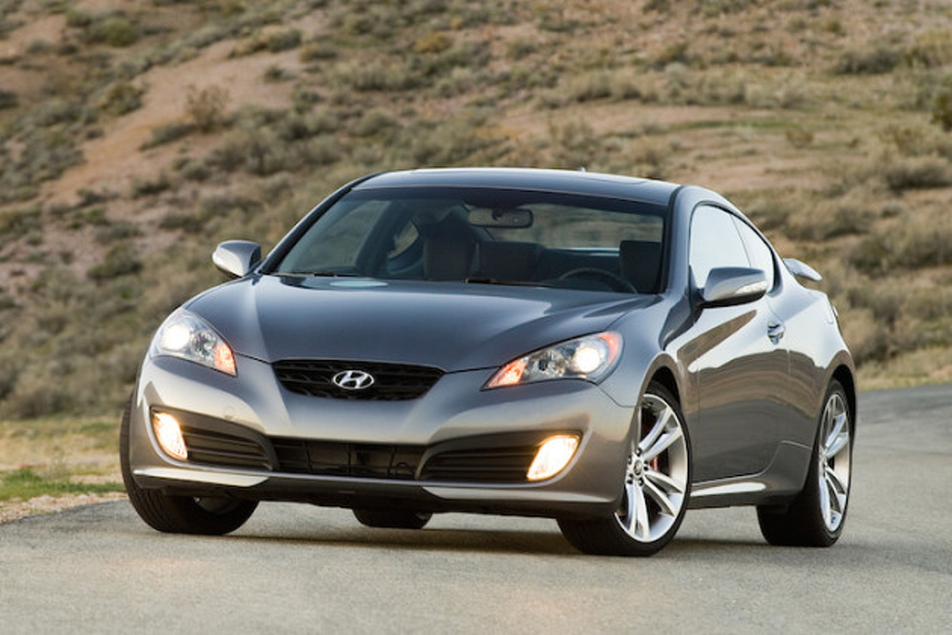 Hyundai Says No To V8-Powered Genesis Coupe, Yes to Veloster
