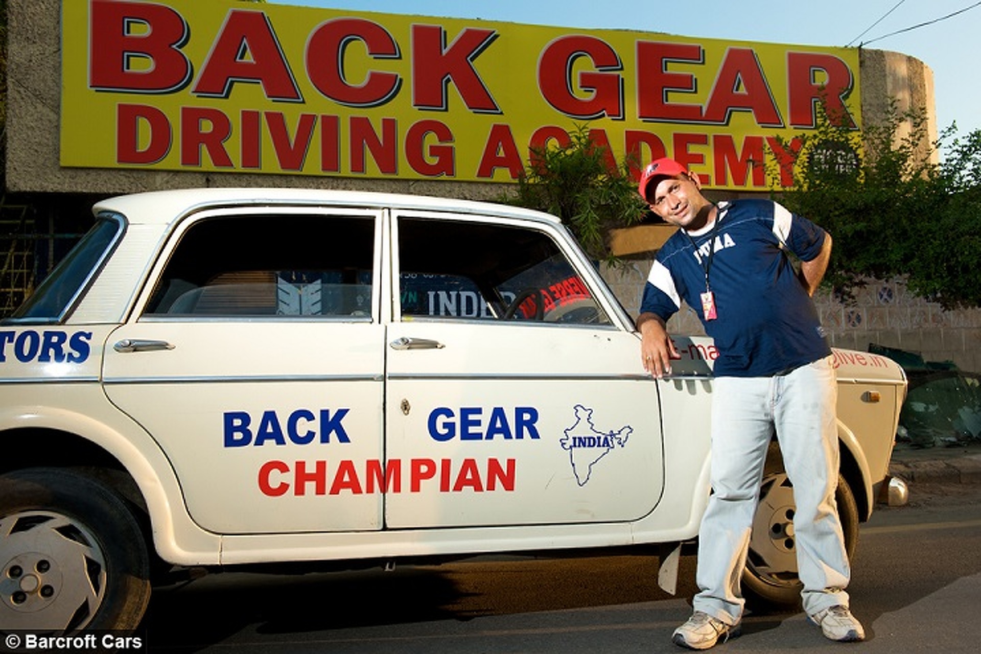 This Guy Has Been Driving His Taxi Backwards For 11 Years