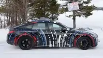 Foto spia EV a quattro motori basati su BMW i4 M50
