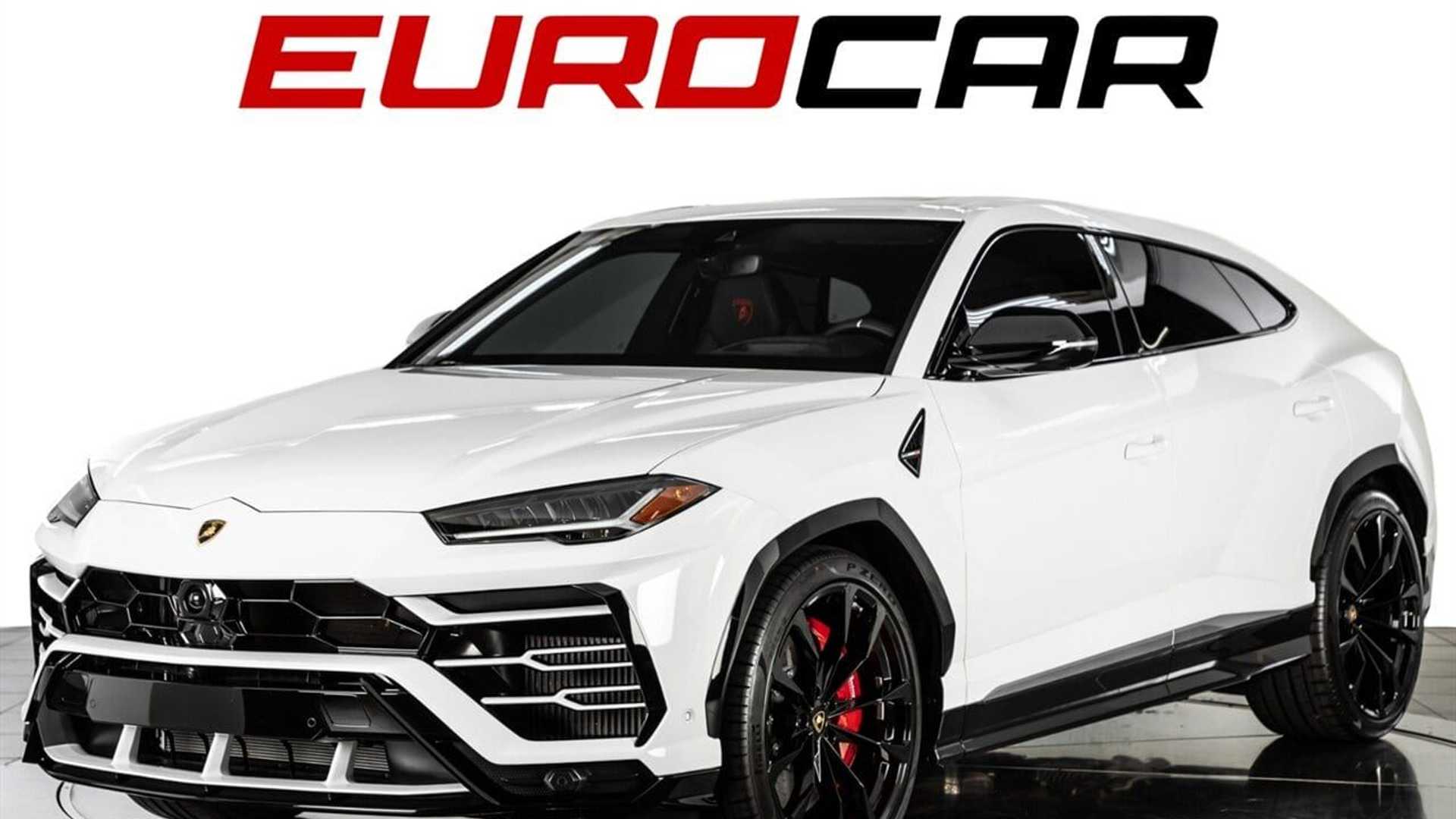 duPont REGISTRY Vehicle Spotlight Series 2 2019 Urus