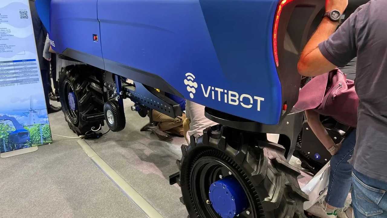 Bakus di Vitibot-SDF: il robot per la vigna inizia a piacere davvero