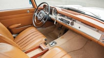 Mercedes 230 SL, gli interni