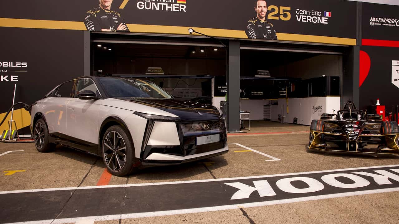 DS N°8 - Reise nach Berlin 