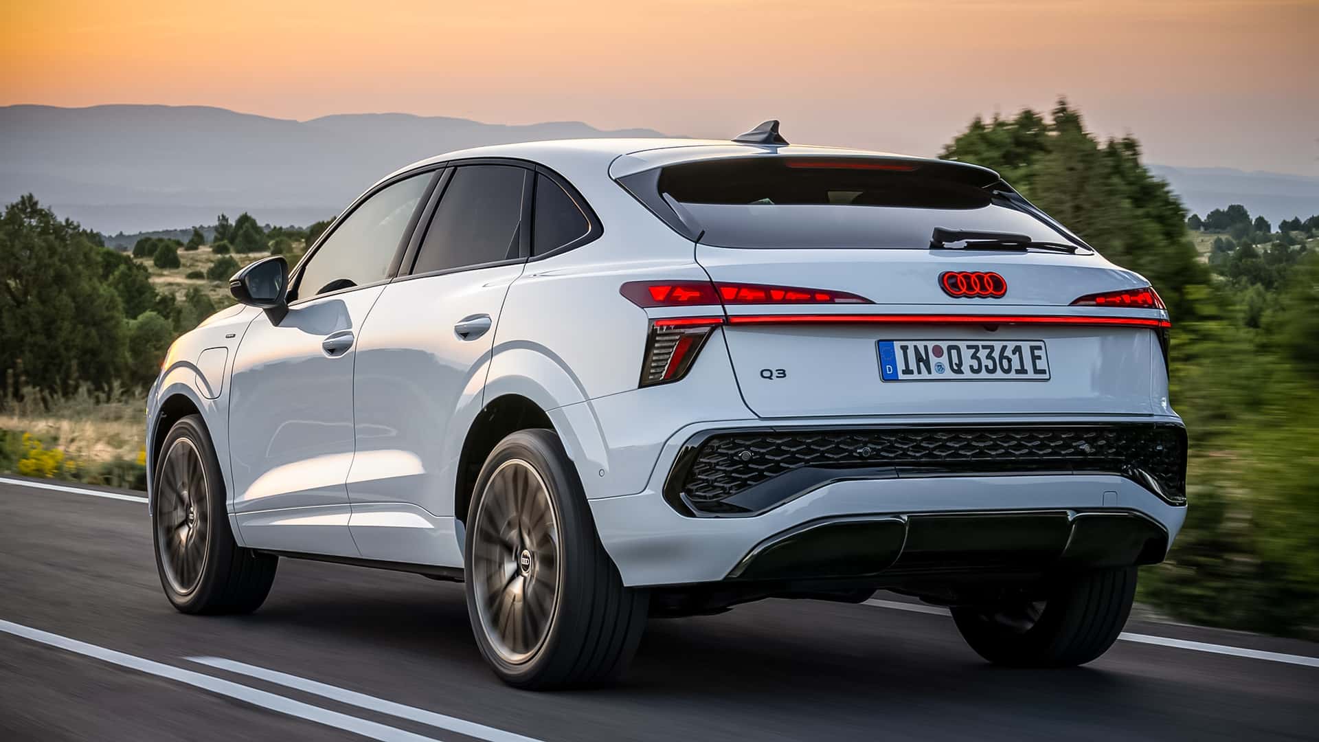 Audi Q3 Sportback Baru Buktikan bahwa SUV Bergaya Melingkar Masih Ada.