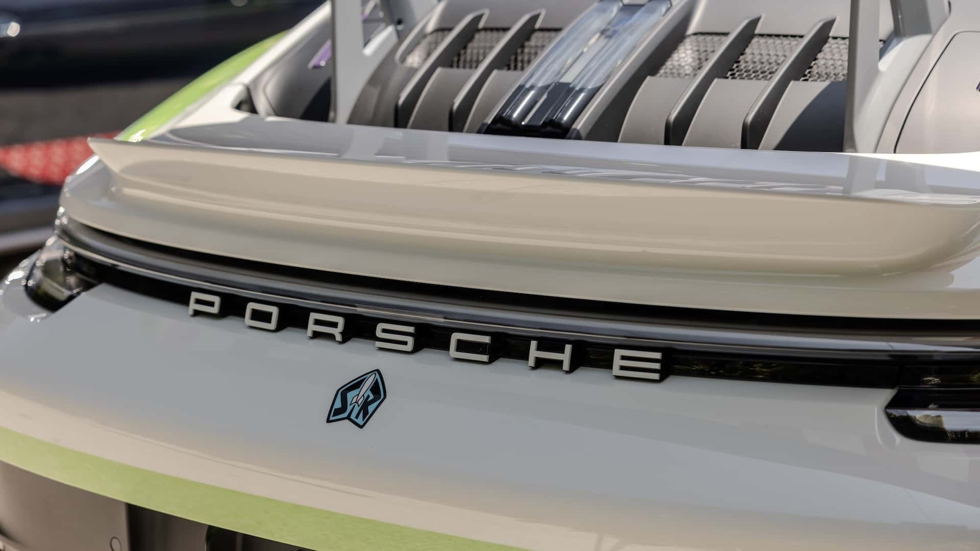https://cdn.motor1.com/images/mgl/wl8164/s1/porsche-and-pixar-toy-story-collaboration.jpg