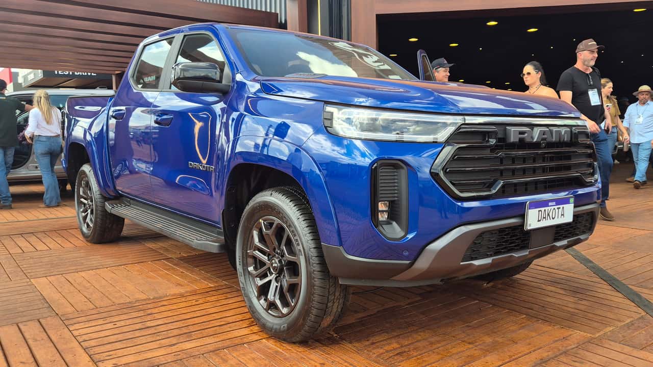 Ram Dakota Night Edition estreia na Agrishow com visual escurecido