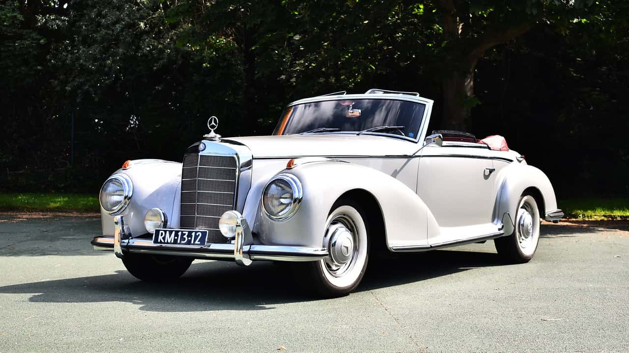 Mercedes 300S Roadster