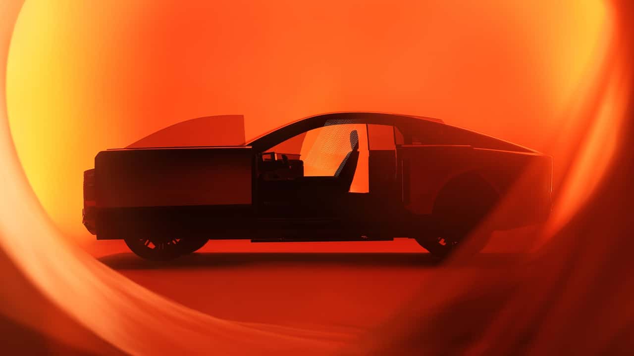 Toyota's Super-Luxury Century Brand Shows Stately Coupe