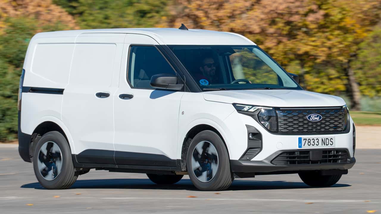 Ford E-Transit Courier 2026, prueba