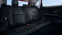 MG ZS 2025, gli interni