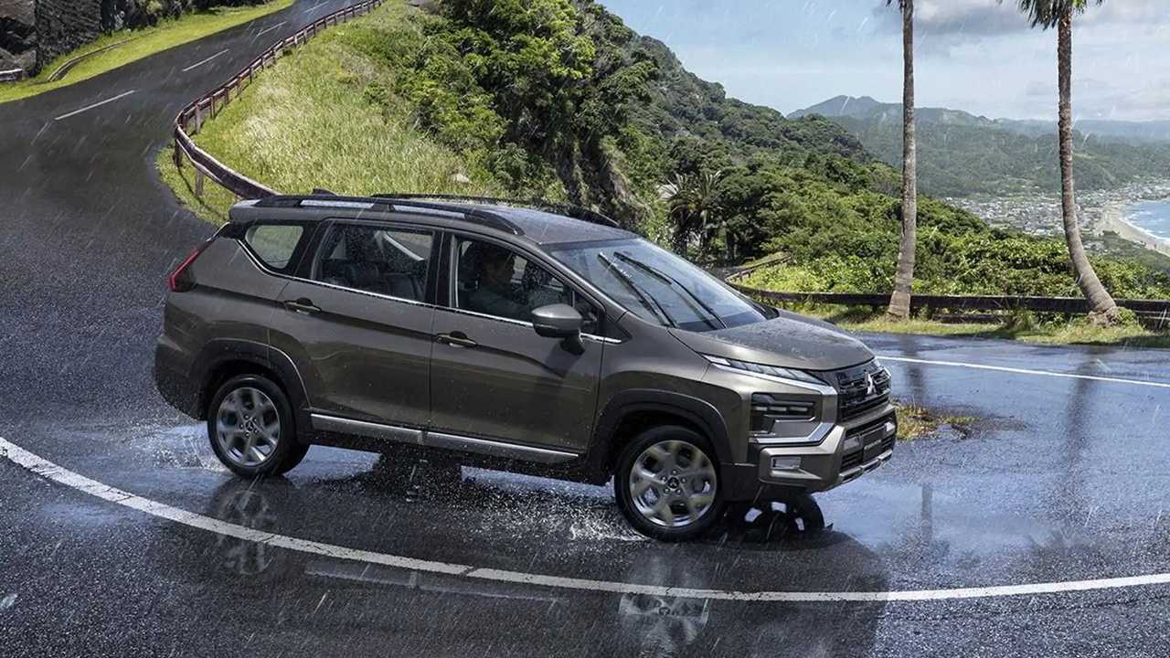 2023 Mitsubishi Xpander Cross Gets A Facelift, Minivan-SUV Still Looks  Polarizing