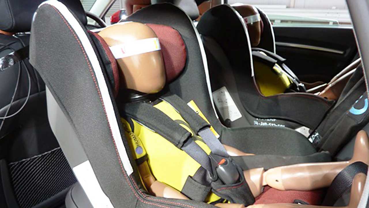 Controllo installazione del seggiolino