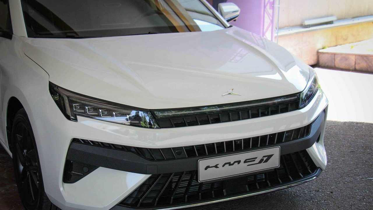 KMC J7